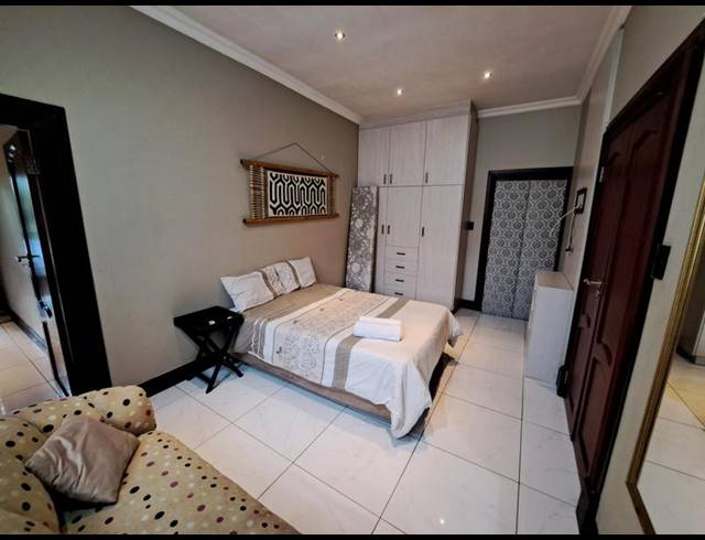 1 BEDROOM PROPERTY TO RENT IN RASLOUW